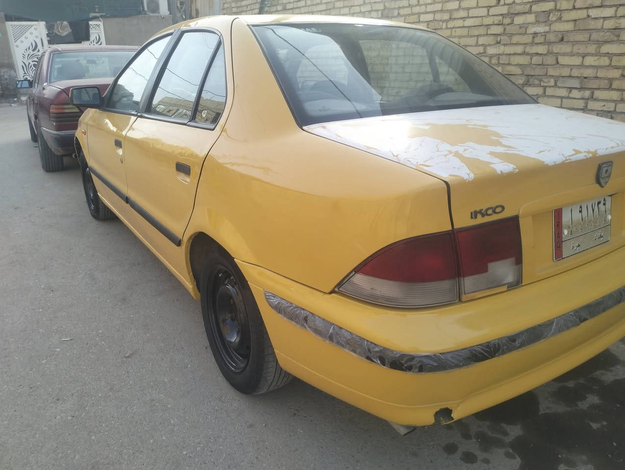 سلام عليكم سمند موديل 11  كير فرنسي محرك مفكولات  لاضربه لاتبديل مجرد الدوس معمران واشويه من الهلالات الوره يعني السياره مكفوله من كلشي تجي وشوف بعينك  رقمه بغداد.   مكاني واسط  الرقم ***********
