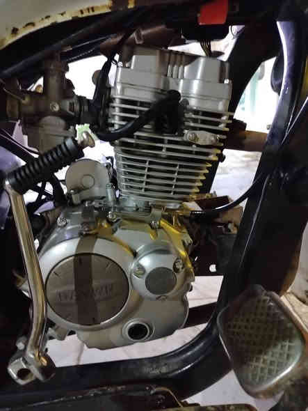 السلام عليكم ستوته للبيع مديل 13 اورق أصولي مكفوله كفاله عامه محرك جديد كهربائيات  شغاله تايرات جاهزه من كلشي عوزه بس سايق السعر مليون و 350 مكاني شطره وهذه رقمي ***********
