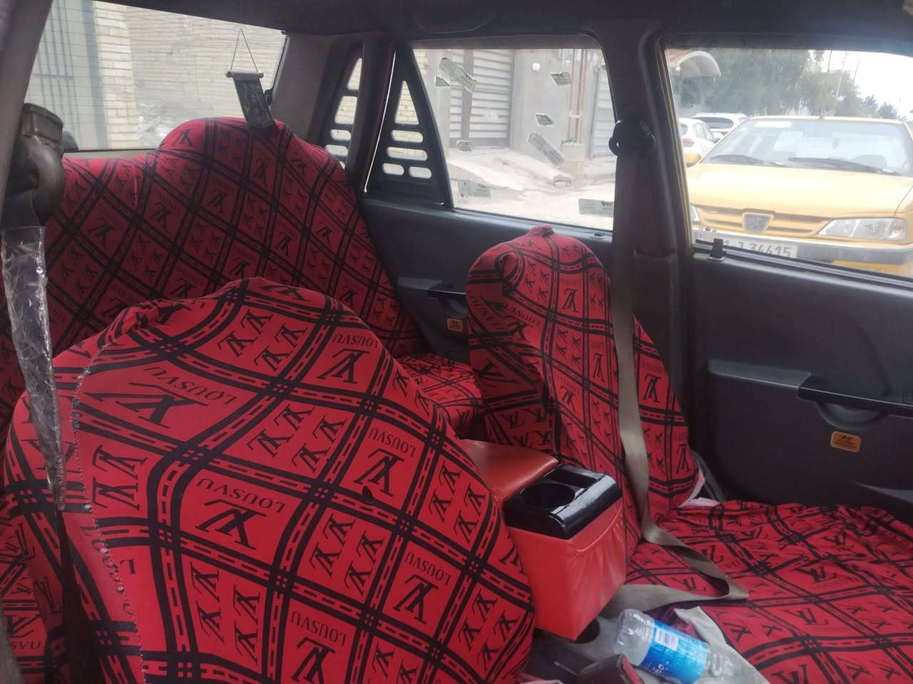 السلام عليكم
سايبا للبيع موديل 2012رقم بغداد انكليزي 

بسمي السنويه 2028   محرك بي خيط تبخير  +شاصي واحد معمر وبيها ضربه كد شبر بلجاملغ الخلفي سياره ناقصها ترتيب  بسيط
العنوان بغداد البلديات السعر 25 وبيها مجال بسيط الاتصال ***********   ممتواجد بلفيس
