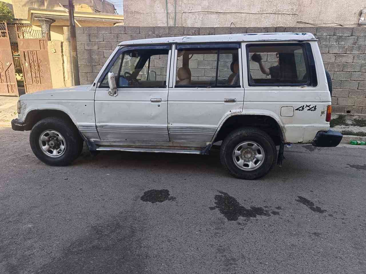السلام عليكم كالوبر موديل 96 محرك في تي في رقم بغداد باسم تخم إطارات السعر 28 ورق *********** مكان سياره بغداد المدائن
