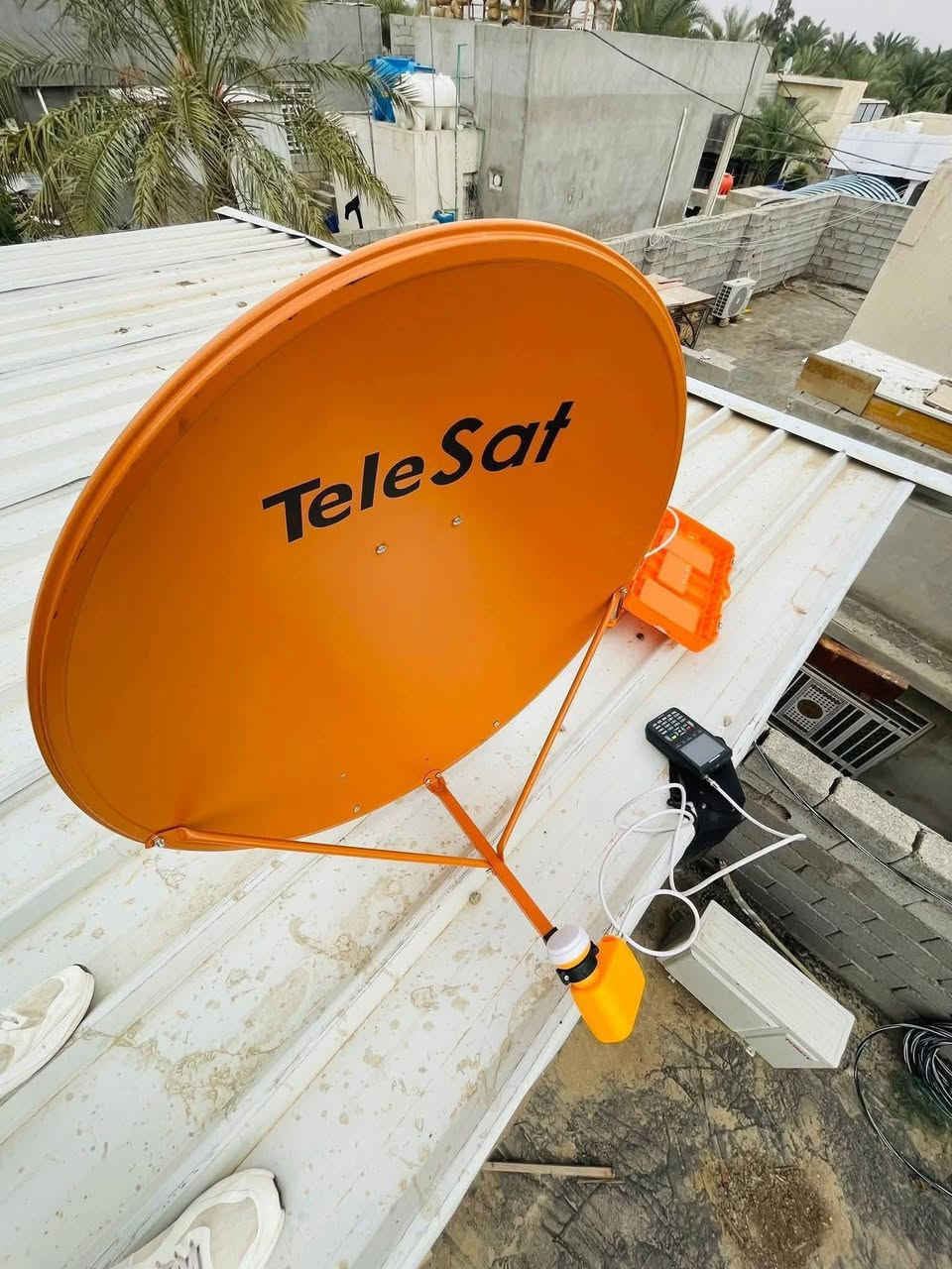 السلام عليكم تنصيب صحن📡 الستلايت  📟 بأحدث الاجهزة اتصال + واتساب ***********
⚫ تنصيب شبكة سكاي المباريات العالمية🇪🇸🇩🇪
1️⃣ نصب صحن  ستلايت 📡  تنصيب كامرات كل مناطق الديوانيه 
2️⃣برمجة📟💻
3️⃣تعديل اشارةℹ️📉📈
4️⃣ترتيب قنوات حسب الطلب 🔢🔡
5️⃣ ادخال ترددات جديدة للقنوات
6️⃣ بحث قنوات شامل 🔍
7️⃣تثبيت بلازمة 📺
9 تنصيب منظومه سكاي كلشي متوفر عندي 
8️⃣ تجهيز (الصحن - أولمبي - ستلايت - واير ) 
كافة مناطق الديوانية ***********
