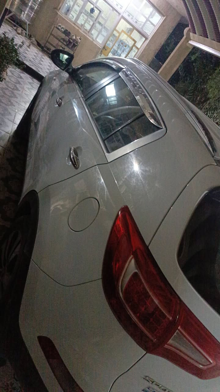 السلام عليكم
سبورتج خليجي موديل 2014
مكفولة من الصبغ والبارد
و كما موضح بالسونار  جديد يوم امس
رقم سليمانية الجديد باسمي
ماشيه 88 حقيقي
شرط السبير مامشدود
السعر 158 وبيه مجال للطيبين
***********
