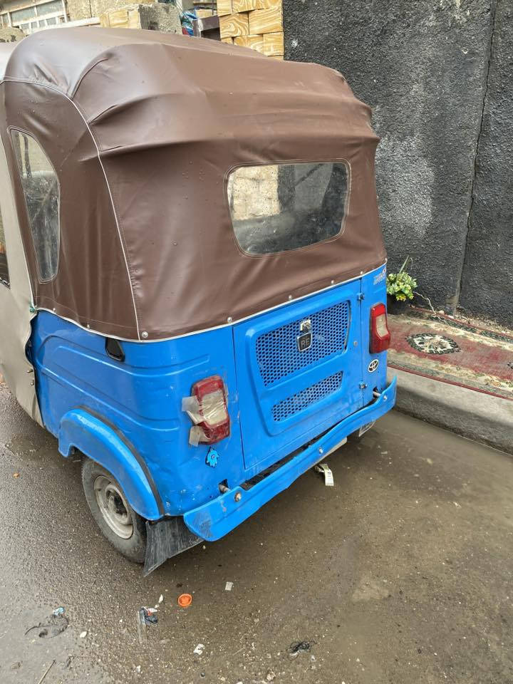 سلام عليكم تكتك 21للبيع
أوراق مابيها ماتكفل بل رقم  ريدها 3500 وبيها مجال تك تك مكينه لاتنقيص لاتبخير. مكاني بل شعب  زراعيه شارع ابو ماهر *********** تكفل سرقه وعشائر
