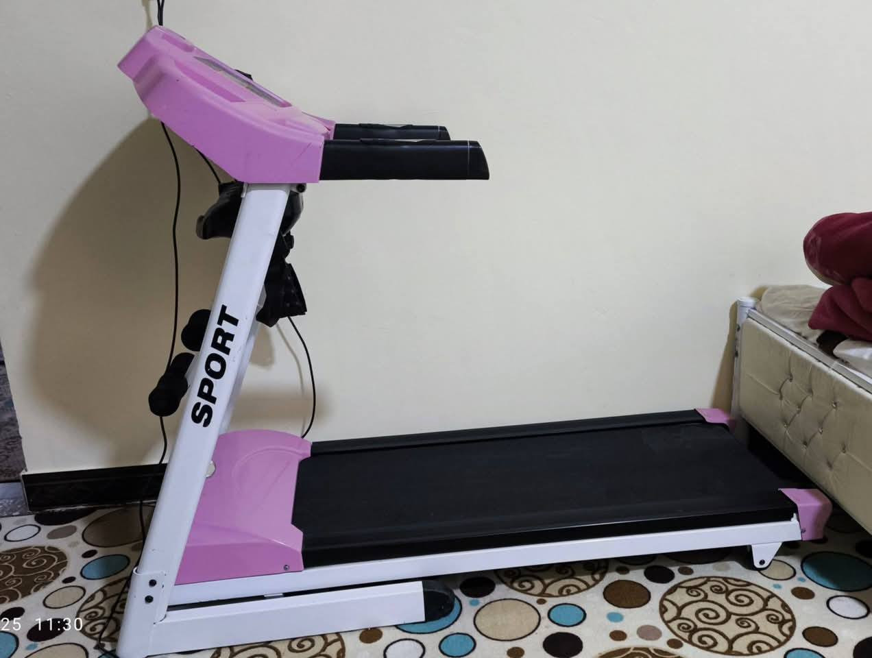 سلام عليكم جهاز ركض للبيع فول مواصفات مستعمل قليل مكاني بصره زبير ***********
