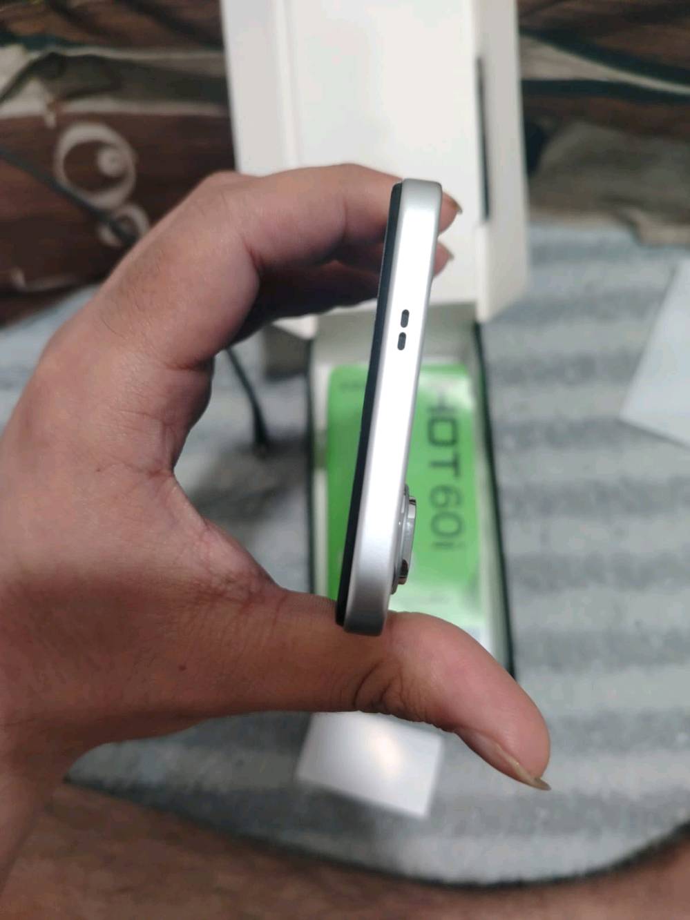 سلام عليكم عندي جاهز انفنكس هوت 60i جاهز أخو جديد استعمال قليل ذاكره. 265 عشوائيه 8 يشغل ببجي 40 فريم غراضه ما مستخدمه شاحنه 45w معالجة G81UItimate حجم شاشه 6.7  جهاز قوي  السعر 210 بيه مجال بسيط مكاني بغداد البنوك رقمي ***********