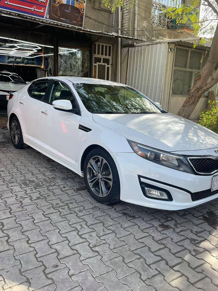 سلام عليكم اوبتيما البيع مودل 15 سياره على ايدي ستخدام شخصي رقم بغداد كير مكينة 2400GDi على وضع ￼ شركة ماشيه 90 ￼صدر امامي خلفي مسوي ￼  صار له أسبوع تخم تاير جاع أمامية سياره مابيها اي نقص من كلشي حادثها ￼ بيبان فقط سعر 127  بيها مجال خادم الطيبين سياره بغداد الكضميه ***********
