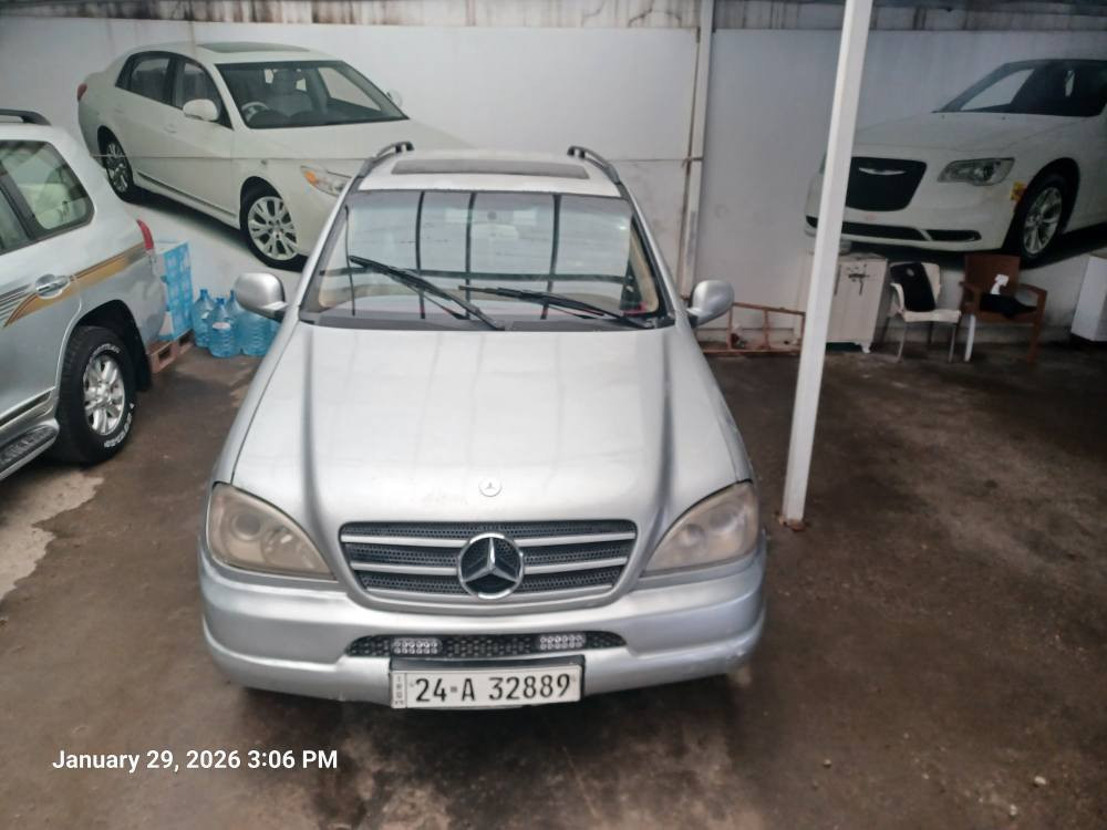 مارسيدس Lm موديل 2000 
مەکینە v6 رةنكى سلفةر
تايةى تازةية سةنةوي و رةقةمى تازةية بة شةرتى كيرو مةكينةو تحويل و غرامة وةكالة 
سعر  62  معامةلة
*********** السليمانية, العراق
