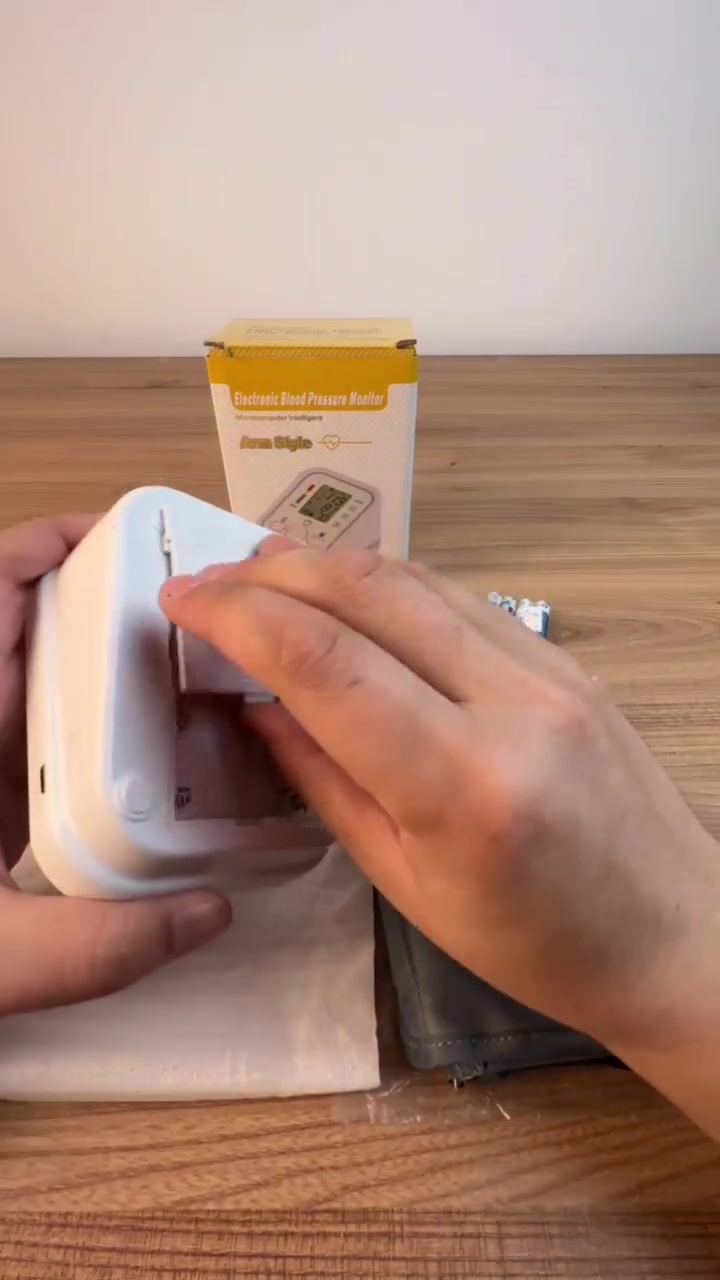 @إشارة ⚠️ لا تنتظر حتى تتعب!
🩺 افحص ضغطك وأنت بالبيت بكل سهولة.
💰 السعر: (30) ألف فقط
🚚 توصيل لجميع المحافظات
 📩 للحجز عبر الخاص@الجميع


**إذا كنت صاحب هذا الإعلان وتريد حذفه لأي سبب، رجاءا أرسل رسالة إلى الدعم الفني**