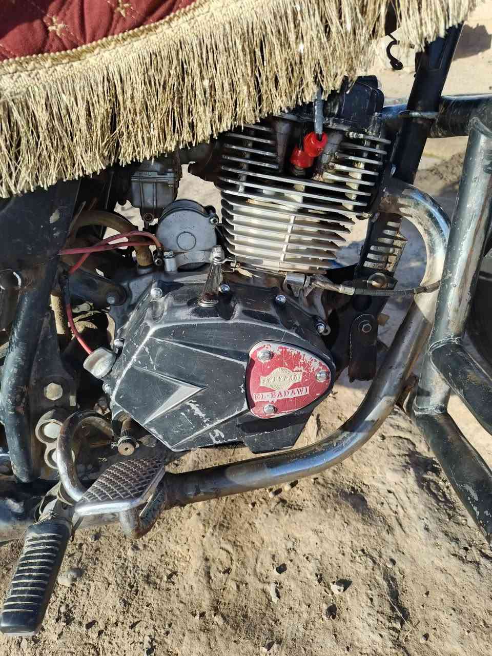 دراجه للبيع تواير جدد كهربائيات شغاله سلف شغال محرك نضيف  وصل ٢٠٠
(***********)
