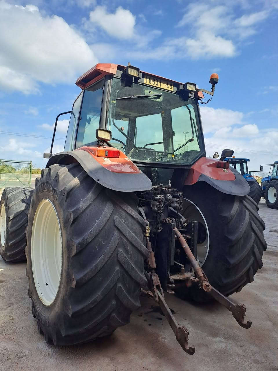 جرار  جرار M160 
شركة اولاد شرف الدين للاستيراد والتصدير ✅😉
معدات ثقيلة - جرارات زراعية - الات الزراعة والحصاد 
 😎

بفضل الله لدينا جميع انواع المعدات 🚜💪

#شركة_اولاد_شرف_الدين _معدات_تعيش_معاك_العمر_كله ✅

للتواصل او الاستفسار على الارقام التالية : 👇
الاستاذ / هاني  : 01002900012📲
 مهندس / احمد : 01018632184📲
او يمكنكم التواصل على رسايل الصفحة 📩

العنوان 🎯: البحيرة - ايتاى البارود - طريق الاسكندرية القاهرة الزراعى - بعد كوبرى ايتاى - 4كيلو 

#شركة_اولاد_شرف_الدين_للاستيراد_والتصدير_ايتاى_البارود #معدات_ثقيلة 
#استيراد_وتصدير #جرارات #كلارك #جرارت  #الات_زراعية #جرارات_زراعية #البحيرة #ايتاى_البارود #شركة_اولاد_شرف_الدين_الطريق_الزراعى   #جرارات #جرارات_زراعية #معدات_ثقيلة #الات_زراعية #جرارت #الجميع


**إذا كنت صاحب هذا الإعلان وتريد حذفه لأي سبب، رجاءا أرسل رسالة إلى الدعم الفني**