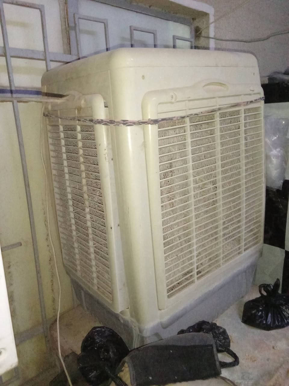 السلام عليكم متاح غراض بيت كل واحد وسعره أتصل ***********ادمن وافق حبي
