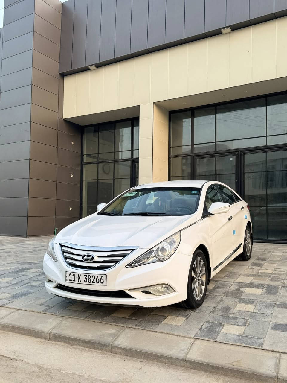 السلام عليكم سوناتا 2015 خليجي
جديدة بالعافية ع ياخذها 
محرك 2400 دوش 
ماشيه :١٨٢ 
رقم بغداد هزه وسنويه جديده 
كفاله عدا بارد قليل بالبنيد السونار موضح 

الاستفسار:***********
