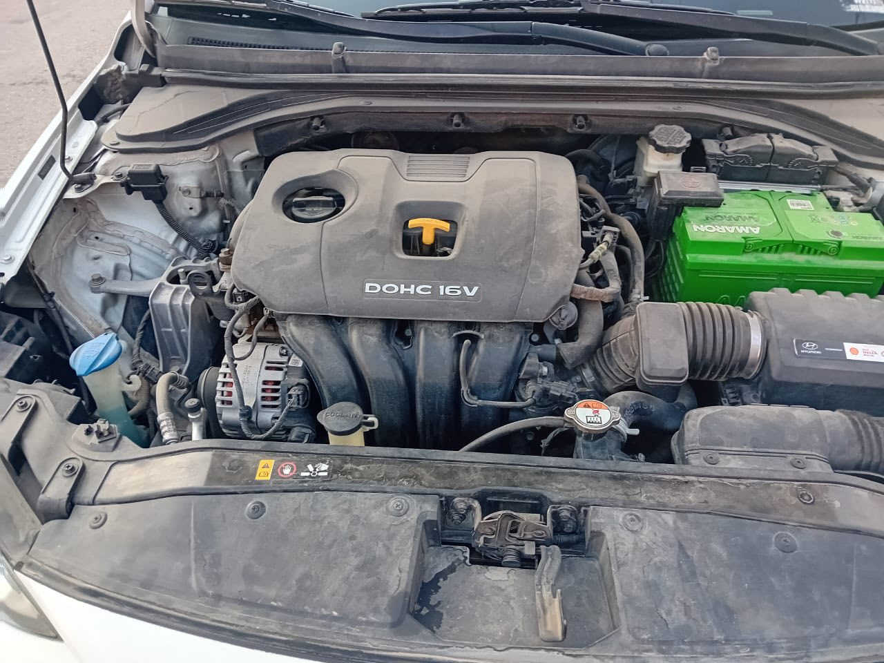 السلام عليكم اللنتر 2018 مكينة 2000 دوش ماشية 120 ميل مكينة بلادية صدر جديد السيارة جاهزة القمارة حافة مكشرة وبيها جاملغ خلفي وباب كلير من امريكا السيارة داخلة كلين كير AT المرغوب بدون اي نقص صدر وتخم تاير وتبريد كلة جديد السعر118 $ وبيها مجال بسيط مكاني بغداد الكرخ للبيع فقط***********
