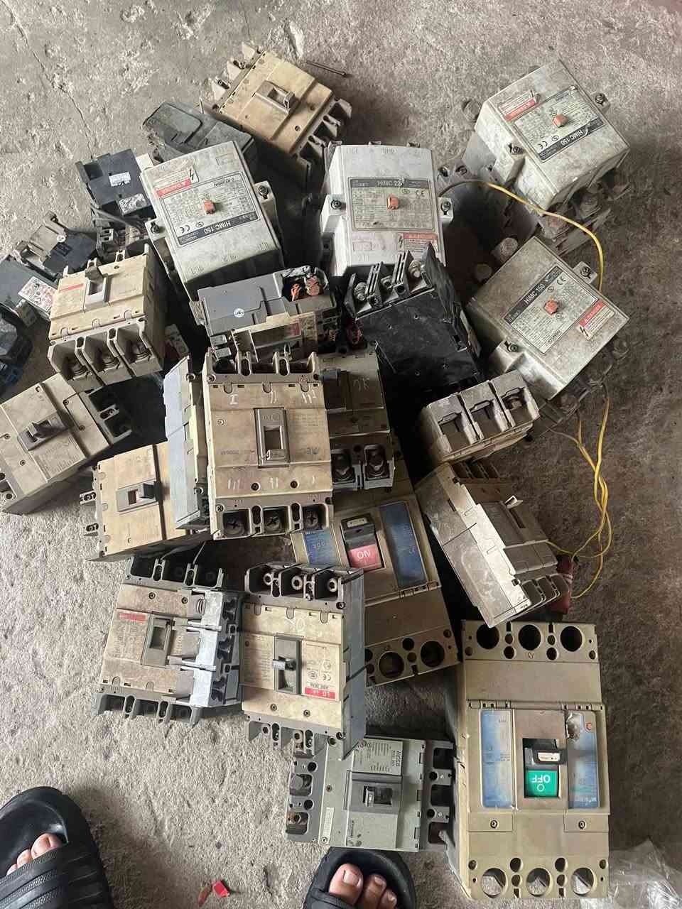⚡ ELECTRONIC SCRAP METAL FOR SALE – ROMANIA 🇷🇴
We supply high-quality electronic scrap metal available for export and bulk purchase from Romania.
Available materials include: ✔ Copper scrap
✔ Aluminum scrap
✔ Electronic waste (E-waste)
✔ Steel & iron scrap
✔ Electric motor scrap
✔ Cable & wire scrap
✔ Mixed non-ferrous metals
✅ Competitive prices
✅ Bulk quantities available
✅ Ready for international shipment
✅ Serious buyers only
📍 Location: Romania
📞 WhatsApp: +40 725 752 452
📩 DM for pricing, photos, and shipment details.
#ScrapMetal #ElectronicScrap #CopperScrap #AluminumScrap #EWaste #MetalRecycling #RomaniaScrap #ScrapForSale #CopperWire #SteelScrap #FerrousMetal #NonFerrous #RecyclingBusiness #IndustrialScrap #MetalTrade #GlobalTrade #ExportBusiness #Romania #ScrapDealers


**إذا كنت صاحب هذا الإعلان وتريد حذفه لأي سبب، رجاءا أرسل رسالة إلى الدعم الفني**