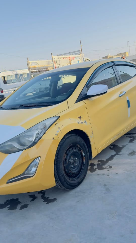 السلام عليكم النترا مضلع مكينه  ٦٠٠ للبيع موديل ١٣ خليجي سياره جاهزه ع الاخير نضيفه مانقصها اي شي نص فول  مكفوله كفاله عامه من العيب الشرعي بيها ملاحضات بسيطه كدام عينك  دواخلها نضيفه تجي تكلب وتشوف  تخم تاير جديد صارلي شهرين من شاده تبريد ثلج سياره لاتنقيص ولاتبخير وبعالفيه ع الياخذها  اتصل وبيك خير وتدلل ***********
