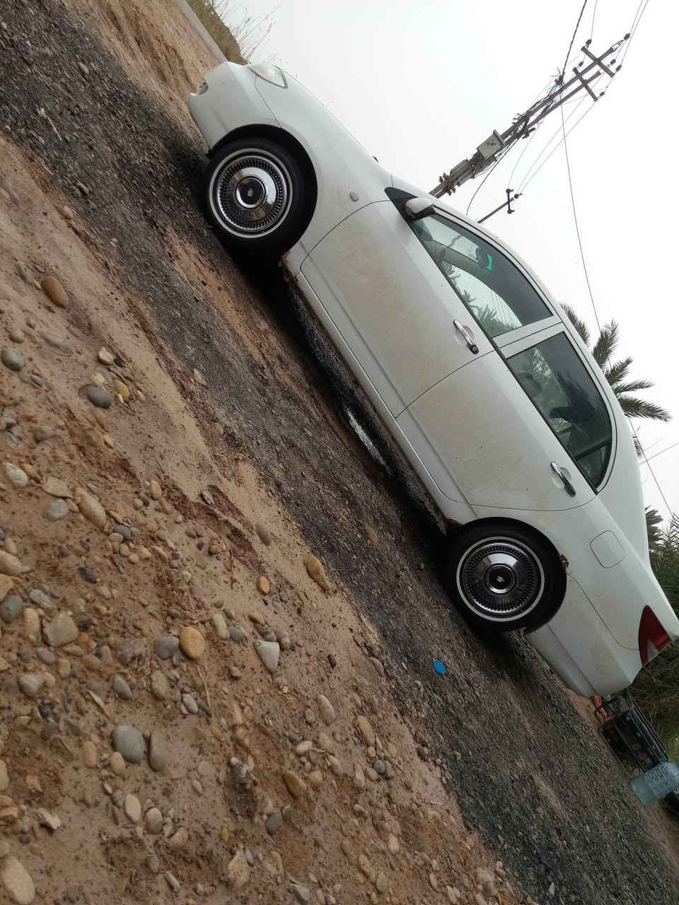 السلام عليكم بي واي دي 2013 للبيع مقفوله كفاله عامه جير ومحرك وتبريد وتدفئه خير من الله وصدر امامي خلفي السعر 60 وبيها مجال سنويه ل 28،,***********
