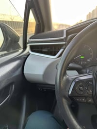 دشبول كرولا امامي ابيض من ٢٠ الى ٢٥ يرهم  سعر ٢٠٠الف للاستفسار ٠٧٧٠٧٥٦...