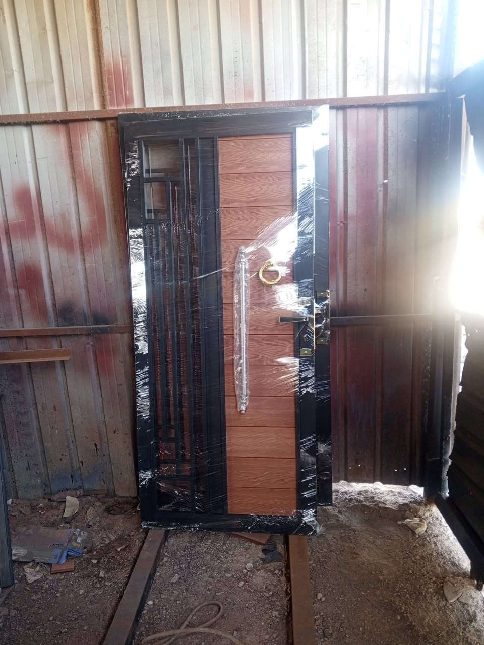 بسم الله رحمن الرحيم تعلن حدادة الياسين عن تخفيض الاسعار باب كندور قياس 150×3 سعرة  400 الف مصبوغ اساس  كامل / بوب مناور قياس 110×3اسعارهن راح تكون 260 الف مصبوغ اساس 
شبابيك قياس 150×250 اسعارهن راح تكون 185 الف  تغليف جنل مصبوغات اساس 
ابواب سلايت نظام تشطيب قياس 3ونص اسعارهن  640 الف
 ابواب نظام لامبري قياس 110 ×3اسعارهن راح تكون  280مصبوغ اساس ولون 
ملاحظه جميع القطع المذكورة حديد ثقيل مليم و8 تارس ونقل علينة  العنوان الرمادي التأميم شارع 60 عبر جسر الجامعة للاستفسار مراسلة الصفحة او الاتصال على الرقم ‏‪***********‬‏
