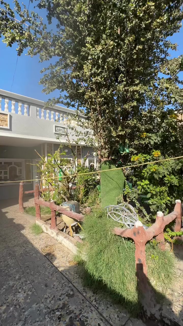 يالله السلام عليكم بيت للبيع مساحه 200متر عنوان  منطقه ال 4000 قرب مدرسه الخنساء تفاصيل موضحه بلفديو 
للستفسار ***********
السعر 110وبيه مجال
