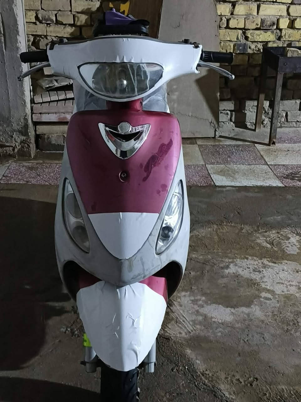 السلام عليكم ماكس منغولي (2007) لون  كرزي 🍒 كهربائيات شغاله  كفالة عامة للبيع السعر خاص معروفة اسعار الكرزي وبهيج نضافة
***********
