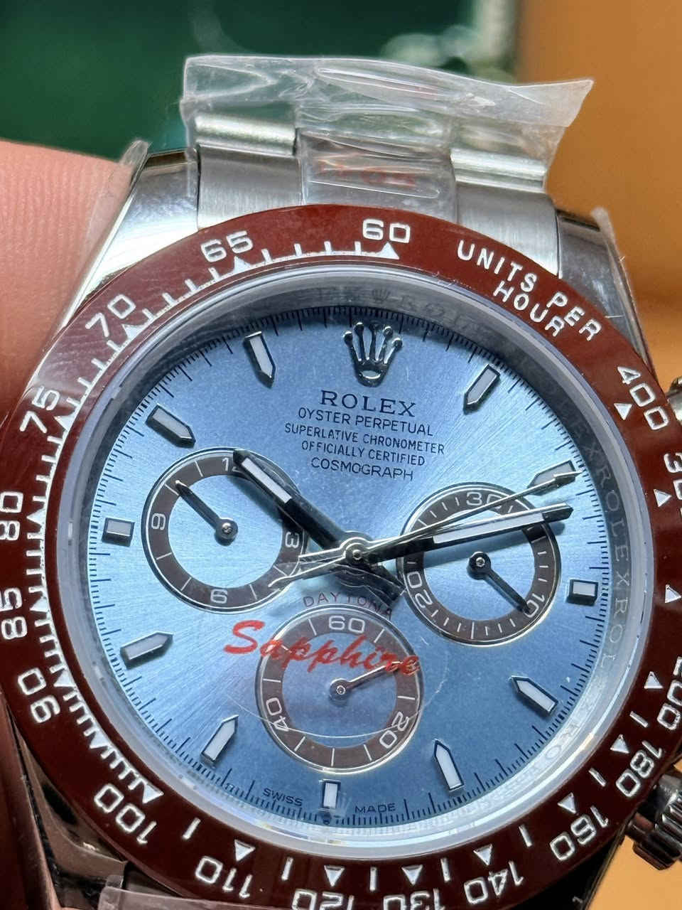 ساعة رولكس دايتونا كلين إصدار بلاتينيوم (Super Clone Clean 4130)

ميناء أزرق ثلجي  ايس بلو 
زجاج Sapphire مقاوم للخدش
حركة أوتوماتيك 4130  مختوم على الماكنه 
كرونوغراف يعمل بالكامل
هيكل وسوار ستانلس ستيل 
مقاس 40 ملم
مقاومة ماء خفيفه
اميال وارقام لامينوس لون ازرق

تجي مع كامل المرفقات كما موضح بالفديو 
السعر 400دولار


**إذا كنت صاحب هذا الإعلان وتريد حذفه لأي سبب، رجاءا أرسل رسالة إلى الدعم الفني**