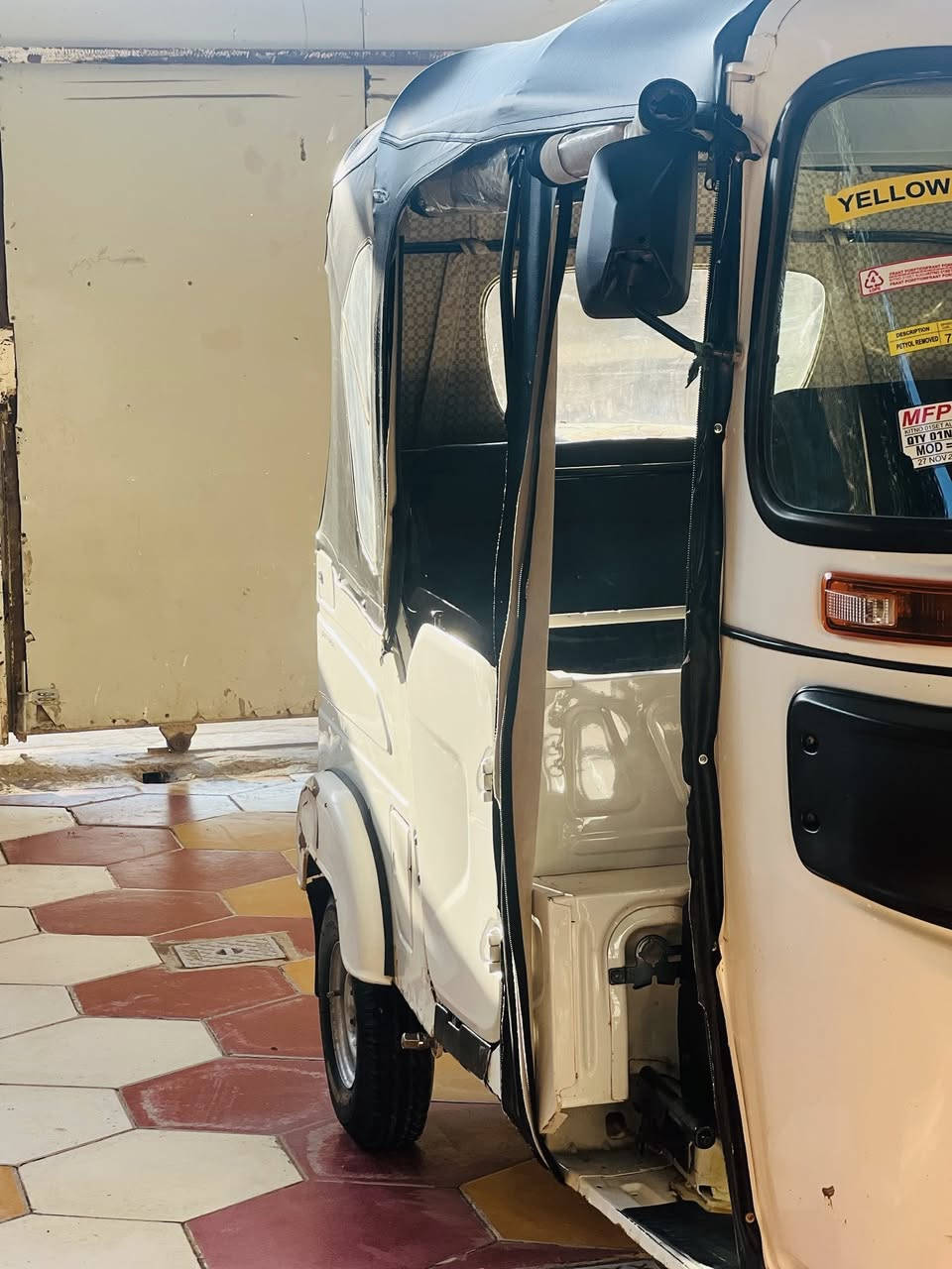 تكتك 21للبيع بسمي مداور ثاني يوم المكان الحله الحمزه الغربي سعر 7/300للتواصل ***********
