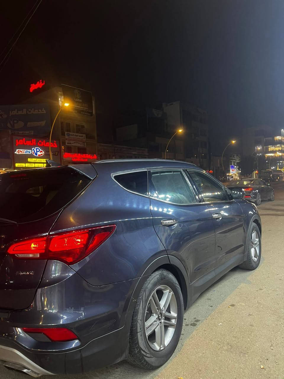 السلام عليكم
للبيع سنتافيا sport 2017 
لون ازرق غامق (نيلي) 
وارد أمريكي حادث بسيط صور الحادث مرفق مع المنشور
ايرباك ستيرن فقط 
جاملغين امامي صبغ  وبنيد 
باب سائق وخلف السائق كلير من امريكا
ماشية 102 الف مايل
فول موصفات 1/1
. فتحة سقف بانوراما 
.كشنات تبريد + تدفئة
حساس امامي خلفي 
كأمره خلفية
شاشة جبيره 
خمس كامرات 360
أشاره بلمري 
دخول بصمة ذكي 
صندوك كهرباء
إشارات ترحيب
كشنات جلد 
داخل لون بيجي
بردات خلفية بلادي 
لايت منضومة زنون عدسات
هيتر ستيرين 
٣ مودات قياده
رادار جانبي
سماعات من شركة infinity 
كشنات كهرباء خزن memory
ويل كب قياس 17 
٤ سلندر مكينه 2400 GDI
رقم بغداد مشروع وطني تحويل مباشر بأسمي 
السياره جاهز حدادية وصدر وكير ومكينه ما ناقصها اي شي 
تبريد بدون نقص تخم تاير جديد 
مكان السياره بغداد حي القاهرة الضباط مقابل مول القاهرة 
السعر150 ورقة وبيها مجال بسيط 
للاتصال : ***********
