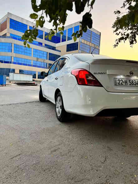 السلام عليكم. 
نيسان سني هندي بليته زركه 
مديل 2019
صدر امامي خلفي كله جديد 
كهربائيات مكفوله 
تخم تاير كله جديد 
مكفوله مبيهه اي نقص 
السياره مكفوله من كير ومكينه وتبريد 
ولا ضربه ولا صبغ 
هزه جديده سنويه لل ٣٠ 
جاهزه السياره بسمي 
مكاني بغداد الكرخ 
سعر 105 وبيهه شي بسيط
رقم الهاتف 
*********** بغداد
