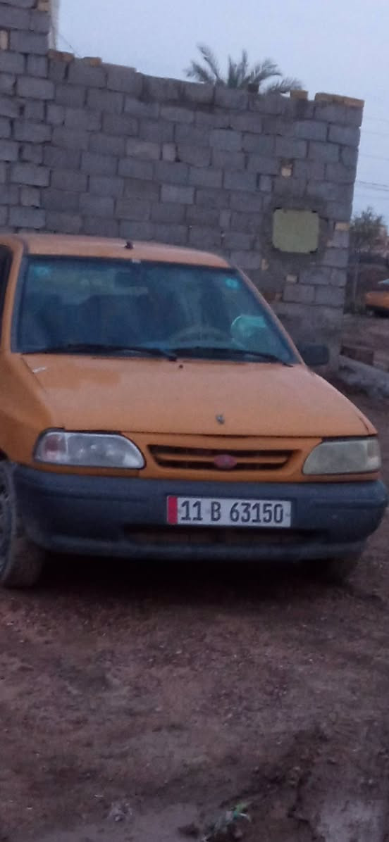 السلام عليكم سايبه موديل 2012للبيع كير محرك حداديه نظيفه عالفحص تبريد شغال تخم تاير جديد مع الويلات رقم بغداد باسمي شرط التحويل سنويه جديده لل2031 السعر 28ورقه وبيهه مجال بسيط للشراي مكانهه بالحله المركز للاستفسار ***********
