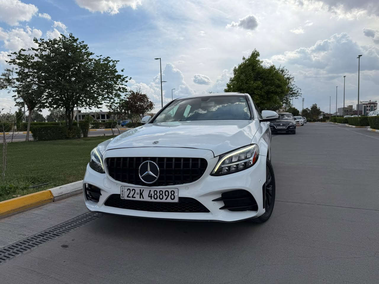 مارسدس
مديل ٢٠١٩
C300 AMG  
ماشيه 57 الف مايل 
بيها جاملغ خلفي وباب صبغ وباب تعديل بارد 
المواصفات 
1. شاشه 
2. كامرا 
3.كشنات جلد
5.هيترات بالكشنات 
6.لايتات لد
7.لايتات زنون
8.بكلايت لد 
9.ويل كب 
10 قطعتين تبريد 
11. بصمه 
12.سلايت 
13.اشاير بالمري 
14مري شفط 
15.بصمة ابواب 
16.كشنات كهرباء 
17.ماوس شاشه
18. هندبريك بصمه
19. كشانت الاماميه ميمري
 السعر : 218$ وبيها مجال 
المكان اربيل قرب مجدي مول 
(اخوان اني مكلف بل نشر اتصلو عل ارقام )
للاستفسار اتصال عل ارقام او عل واتس اب 
***********
***********
