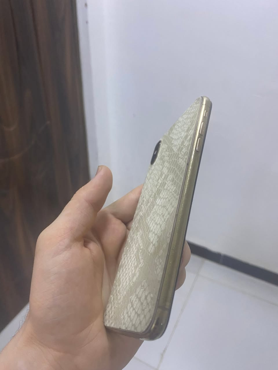 السلام عليكم ايفون xSماكس للبيع بطاريه ١٠٠مستبدله شاشه مستبدله بي فطر واضح بل صوره ذاكره٥١٢دبل سيم كارت السعر ١٤٠


**إذا كنت صاحب هذا الإعلان وتريد حذفه لأي سبب، رجاءا أرسل رسالة إلى الدعم الفني**