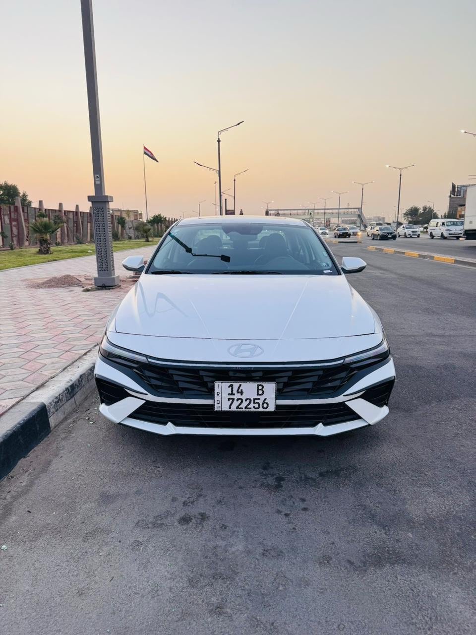 سلام عليكم

Hyundai Elantra 2025 

للبيع هيونداي النترا  لمتدد 2025 

السيارة بعدها زيرو ماشيه 27000قابل  للزياده

محرك 4 سلندر 2000 دوش 

السيارة لون ابيض صدفي وارد امريكي 


السيارة حادثها فقط الجاملغ الامامي الايسر ومستبدل اصلي ومرشوش مثبت  وضربه بلبنيد وشغل درجة اولى
وبارد بلمدكر الايسر الخلفي مامصلحه ع وضعها ترجع PDR

ايرباك دركه فقط 
 بدون شاصي 

السيارة فول مواصفات

1-فتحة

2-فول تحكم استيرن

3-شاشة كاملة متصلة وعدادات ديجيتال

4-رادار امامي  مستبدل 📍وخلفي وجانبي (نقاط عمياء)

5-توقف ذاتي

6-لايت امامي وخلفي LED 

7-قيادة ذاتية

8-تحديد مسار

9-درايف مود (Normal,Sport,Smart)

10-اوتو هولد

11-هاند بريك دكمة

12-بصمة ابواب

13-بصمة تشغيل

14-تشغيل عن بعد

15-ابل كاربلاي واندرويد اوتو

16-لد داخلي 

17-شاحنة وايرليس

18-منافذ داخلية يو اس بي وتايب سي

19-كشنات جلد

20-كروس كونترول مثبت سرعة ومحدد سرعة 

21-كامرة خلفية دوارة

22-كشنات تدفئة

23-التبريد ايضاً بي شاشة

السيارة فول مواصفات ومناقصها اي شي كلشي بيها كامل  ماعده برمجيات الرادر

السيارة مرقه رقم الماني (معوقين بصره) وكاله

المعوق ولد شاب 

سعر السيارة170$ ورقة وبيها مجال 

مكاني البصره حي الاصدقاء

***********

اللي يشوف السعر غالي لا يتصل رجاءاً