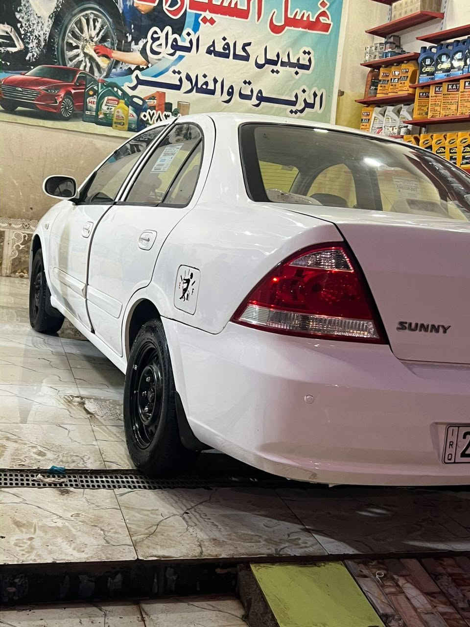 السلام عليكم نيسان مديل 12 رقم دولي سنويه لل 30 بسمي بيهه قطعتين تبديل وباقي مكفول بدون داخل مكينه وكير وتبريد تدفئه جاهزة وتخم تأير جديد الاستفسار تصال ع رقم *********** السعر 86وبيهه
