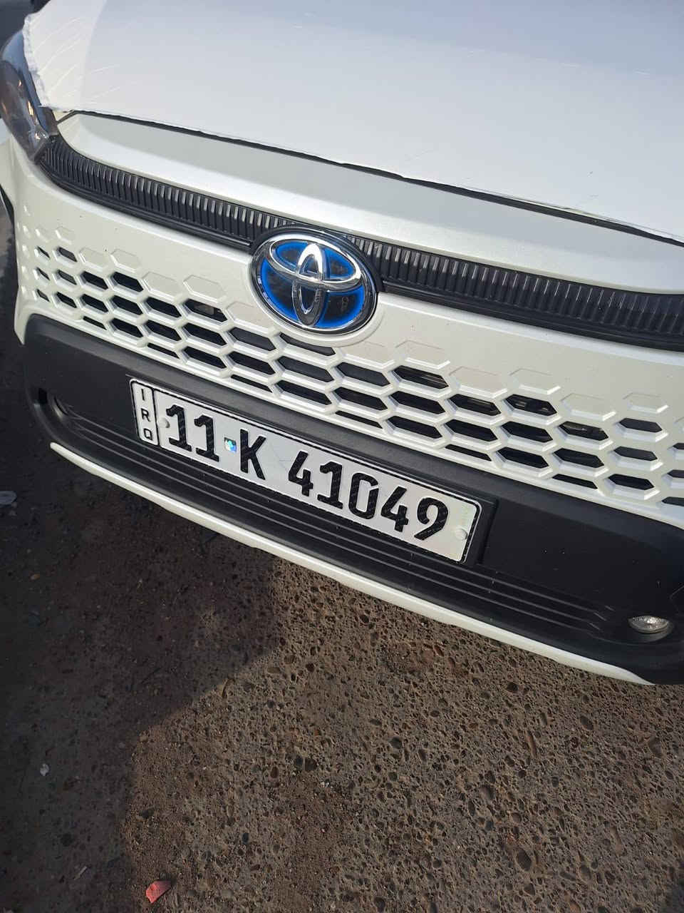 كورلا كروز شركت زاز 2025 قصاد مقترض وكفيل راعيهه شرعي حله كفالة عامه سياره فول  ***********
