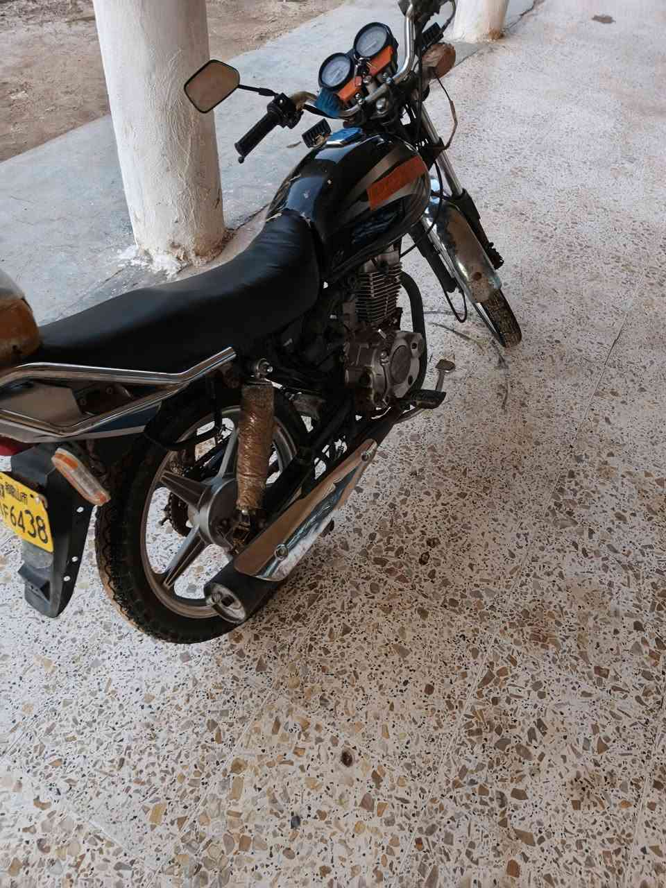 دراجه للبيع دايون نضيف سعر ٤٠٠بي مجال


**إذا كنت صاحب هذا الإعلان وتريد حذفه لأي سبب، رجاءا أرسل رسالة إلى الدعم الفني**