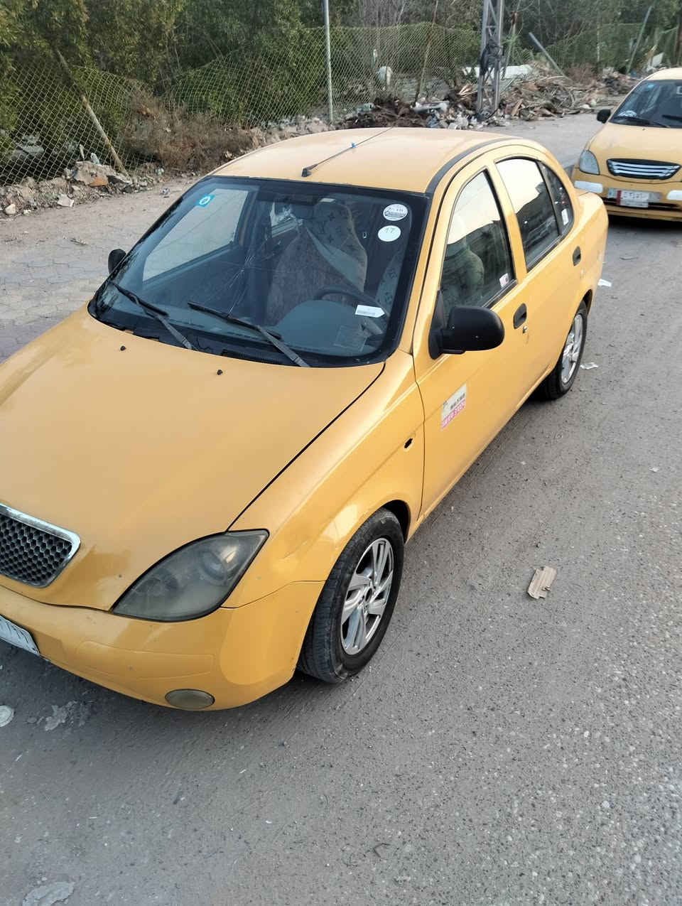 سلام عليكم طيبه للبيع موديل15 بسمي رقم ذي قار مداور ثاني يوم  كير جيد محرك خيط بدون تنقصي  حداديه تخم تاير      كهربائيات كامله ماكو اي نقص  السعر 36وبيها مجال  تجي وتشوف وبخدمتك ملاحظه سياره مكفوله من ضربه بس هاي مشرر عليها بيدي بجاملغ الايسر فقط 🌹 
***********رقمي  الناصريه مركز
