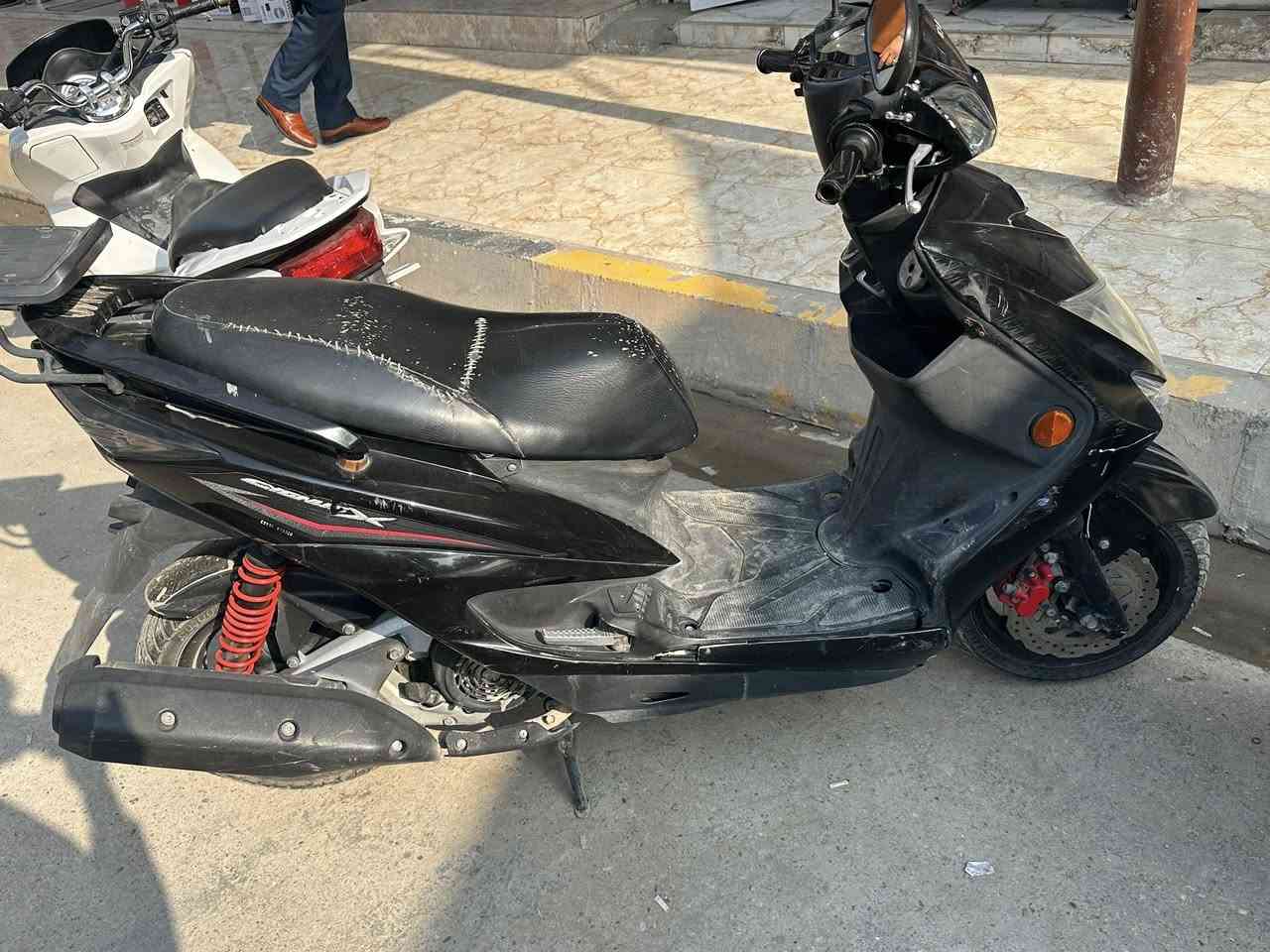 سكنس لد حديث لبيع دراجه كفاله عامه عده لكفر مكسور وموضح بلصور كهربايات كلهه كامله الشراي يتصل *********** مكاني بعقوبه
