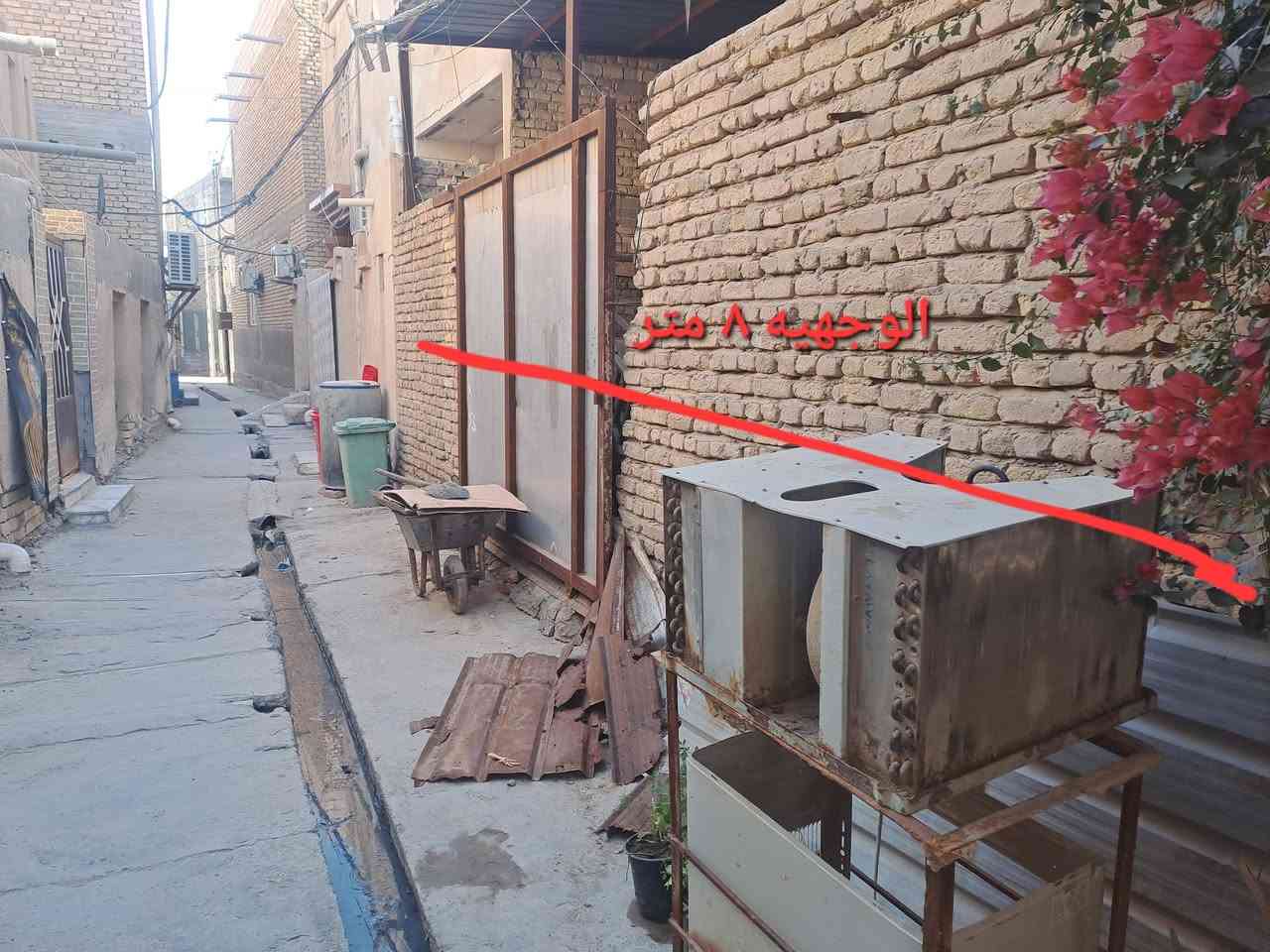 قطعه طابو صرف ١٥٠متر منطقة الحضر بشارع عمر فليح والمجمعات قرب الاسماعيليه الاولى كلش قريبه 
بنص السوك مثل ماموضح بالصور
داخل فرع زغير وصبابه
منطقه مرغوبه بناسها وهادئه
وقريبه لفلكة البيطره
السعر ١٥٠ وبيه مجال
***********
