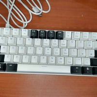كيبورد ميكانيكي • ٦٠٪ • سويتش براون