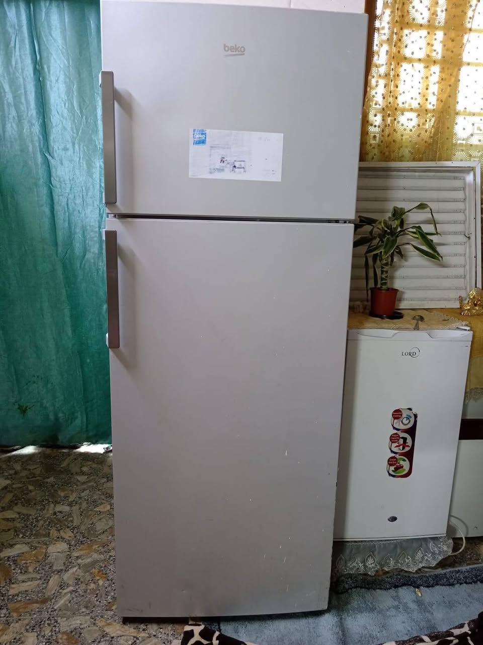 سلام عليكم نص تخم تركي نضيف جدن كاونتر تركي ثلاجه بيكو جديده كلش مكان مدينه الصدر ***********
