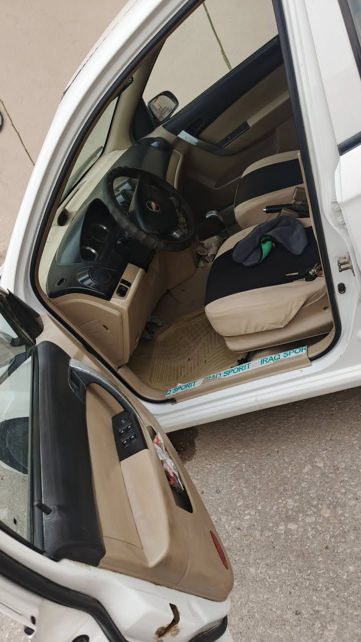 افيو للبيع موديل 9بيها
بيها صبغ 5ابيعك احزام بدون ضربه
السعر، 62وييها مجال
***********
