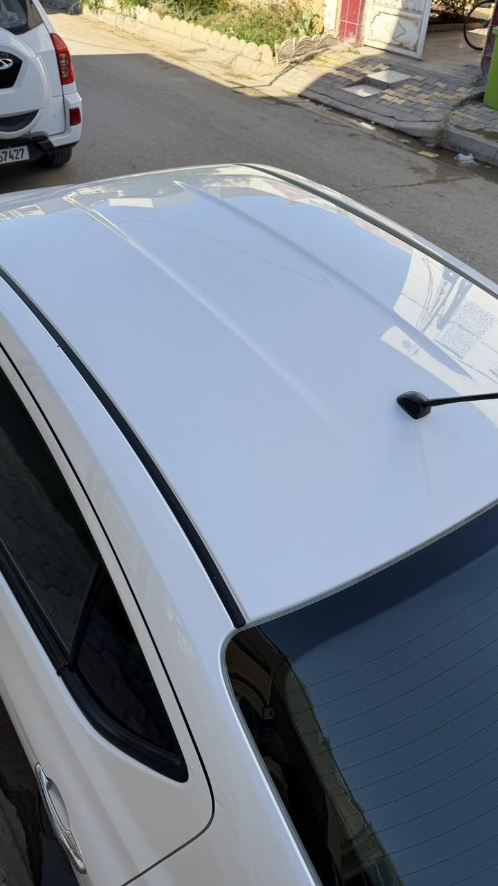 السلام عليكم 

موديل 25 
ماشيه 26 الف 
جامات كهرباء . تبريد خلفي .  شاشه كامره حساسات خلفيه . لايت زينون السياره تاخذها ماتصرف عليها اي شي 

قطعتين صبغ بنيد وجاملغ خلفي جهة السايق
ايرابك دشبول طاك ومبدل اصلي سستم 

عنوانها واسط / كوت 
***********

السعر 112 ورقه وبيها مجال قليل
