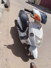 دراجه سكنس سرعه ١١٠ ياباني محرك مكفول ومكينه ناعمه دراجه اخت الرمبه كف...
