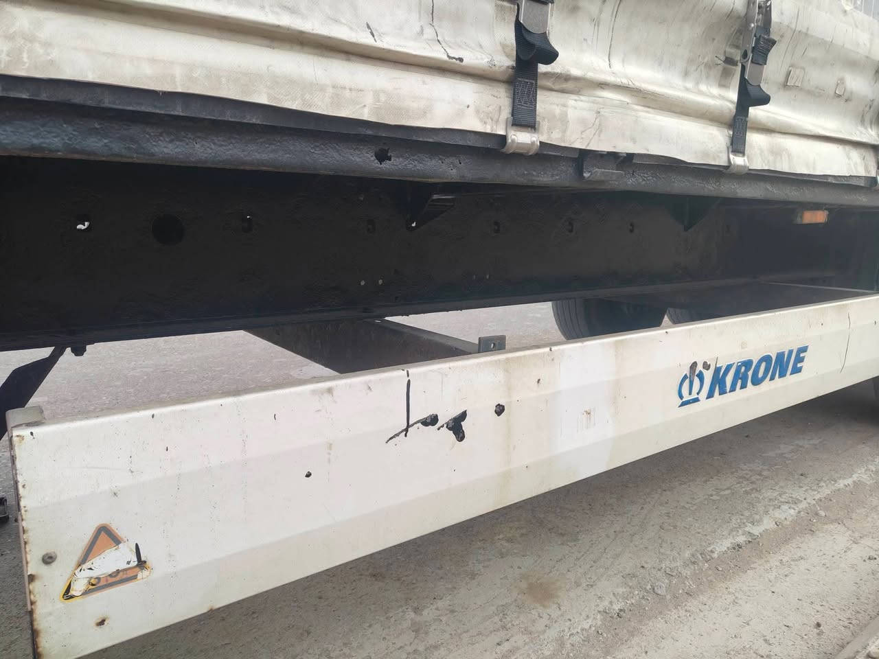 للبيع عربانه 2012 منفيس دخول جديد شهر 11 الشاصي مظروب رمل ومصبوغ بزاخو السعر 80 وبيها مجال للشراي مكانها ميسان للاتصال على الارقام
***********
***********
