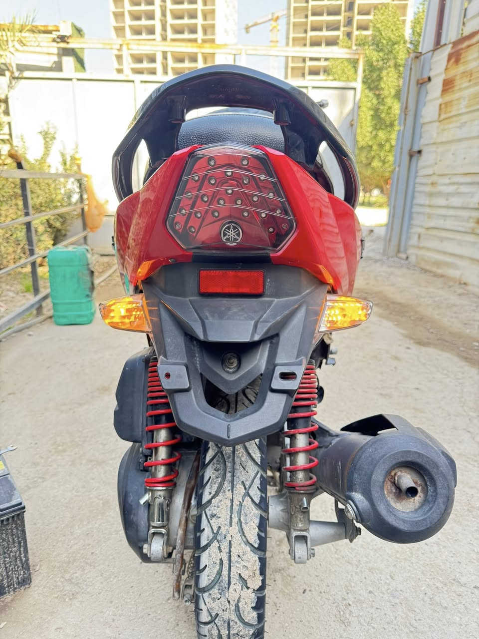 السلام عليكم
 للبيع دراجه GTR
 مفوووولة شلعة معدل 
خير من الله كلهة شغالة 
متصرف عليهة شي 
بيع او مراوس 
سعر ٧٠٠ وبيهة مجال بسيط
عنوان الغزالية الهياكل 

***********
