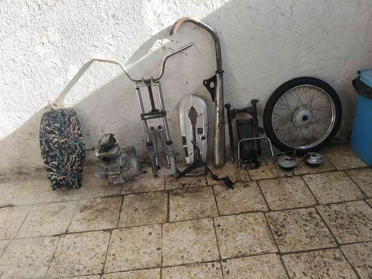 السلام عليكم غراض للبيع نضيفات كلشي مابيه مكينه شغاله لاتبخير ولاتنقيص ولاصوت مكفوله  وباقي غراض نضيفه كلشي مابيه مكاني كربلاء الامن الداخلي. ***********
