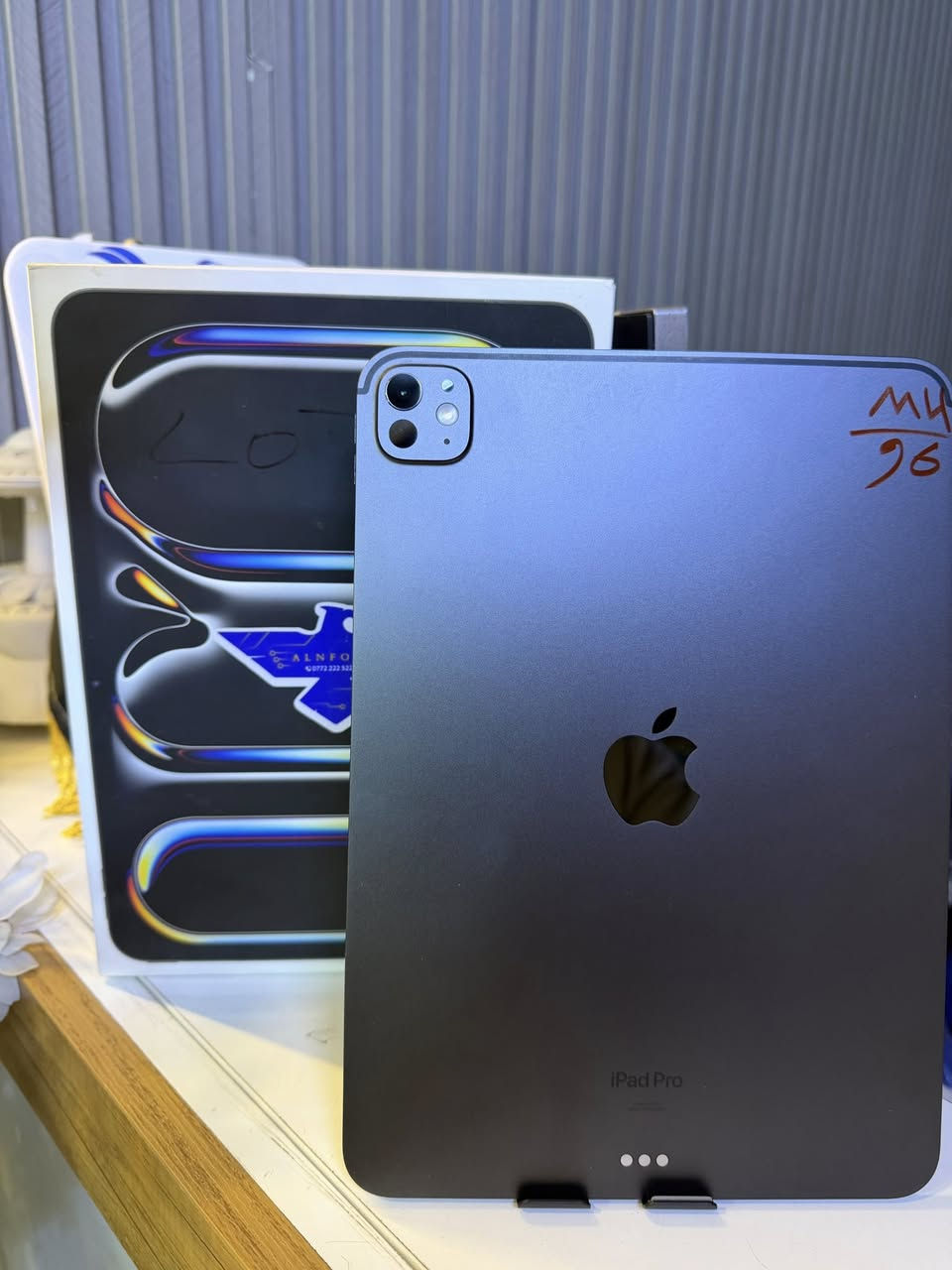 السلام عليكم اخوان ايبادات جديده ونظيفة ومرتبة وموجود كلشي وسعره تلكة يمي ب10يم غيري تلكة ب5كلشي ونظافتة اذا معجبك شي تكدر تعبر المنشور والله يرزق الجميع 
1️⃣ايباد 11برو الجيل الثالث معالجm1 حجم 13انج ذاكرة 256 بطارية 89 نظافة 100/100 ينطيك 120فريم ببجي الجهاز ولا زلغ بس وياه كارتونة مالتة الاصلية وجميع الملحقات حتى شاحنه بلنايلون ممفتوحه
السعر :650الف 

 2️⃣ايباد 11برو M5 ذاكرة 256 بطارية 100عدد دورات الشحن 40فقط نظافة 100/100شخط مابي مع كارتونة وجميع ملحقات الاصلية سعر الجديد 1500 عدل
هذا سعره 1375الف قفل 

3️⃣ايباد 11برو M4 ذاكرة 256 بطارية 96 نظافة 100/100 مع كارتونة الاصلية وجميع ملحقات الوكالة الاصلية

السعر 1050الف مليون وخمسين الفف
4️⃣ايباد اير 5ذاكرة 256 معالج m1 نظافة 100/100 بطارية 85 مع كارتونة وجميع ملحقات الجهاز الاصلية شخط مابي 
السعر :650الف فقط

5️⃣شاومي باد 7برو الوحش بذاكرة 512
ينطيك 120فريم ببجي فول سلاسه مواصفاته متخلص الجهاز مستعمل شهرين فقط بعده جديد بلكارتونه حتى الشاحنة والكيبل جديدات حتى الحافظة مالتة الاصلية مال الشركة ام الستاند وياه كامل ملحقات بدون اي شخط واي نقص سعر الجديد ب800 هذا سعره جوه بهواي
السعر650الف فقط قفل من الاخير

6️⃣ شاومي باد 6 جديد فقط مفتوح من الكارتون ممتعرب ولا ملعوب بي بلادي 120فريم ببجي ومواصفات تخبل موجود
بذاكرة256 بسعر (350)الف فقط 

7️⃣ ايباد برو 10.5 الغني عن التعريف مواصفاته متخلص الجهاز نسخة السيم كارت اربع سماعات ستريو نظافة 100%وينطيك 120هرتز ذاكرة 64
السعر :250الف فقط قفل

📍مكاني بغداد/الاعظميه 
رقمي//***********موجود بي.واتساب
والخاص ايضاً مفتوح 
موجود توصيل لكل مكان
شياب التوصيل ميطلع اذا مو عربون حتى لا احرجك ولا تحرجني تجي تاخذه الجهاز برجلك اخليك على راسي واذا تريد ادزه الك تحول عربون يلا يطلعلك الجهاز
