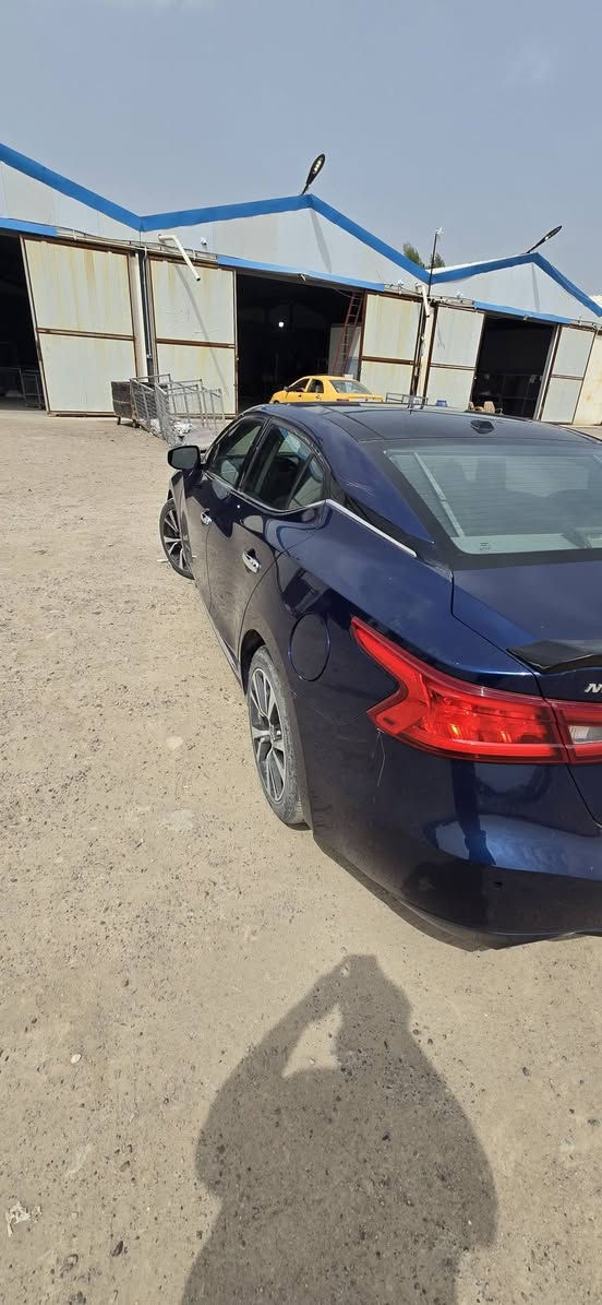 >>السعر ٩٣ ورقة قفل << بيع فقط فقط
Nissan maxima platinum 2017
مواصفات السيارة معروفة ورح اذكر جزء منهن .
☆ محرك ٦ سلندر (٣٥٠٠) تنفس طبيعي
☆ كامرات محيطية ٣٦٠ درجة
☆ مقاعد جلد حقيقي بخاصية (gravity zero) تدفئة + تبريد + وضعيات خزن
☆ سقف بانوراميك
☆ زجاج مزدوج لعزل افضل
☆ مرايات بنظام التعتيم التلقائي 
☆ شاشة تدعم نظام ابل كار بلي 
☆ كير ومحرك شغالات بالكامل ومكفولة
☆ كهربائياتها نظيفة مابيهن نقص
>>>ملاحظاتها<<<
☆ تبريد بحاجة الى فحص (شغال نسبة ٧٠%)
☆ صدر خلفي  ١٠٠% - صدر امامي ٧٥%
☆السيارة ماشية  ٢١٢ الف كيلو

《الحادث موضح بالصورة 》
(الشاصي صاير بيه انبعاج بسيط مو ماثر على السيارة بأيشي)
● سنوية بأسمي نافذة بسنة ٢٠٢٩ 
مكان السيارة ((( بغداد ))))
للتواصل واتساب او اتصال : ***********
او ارسل رسالة على الماسنجر
