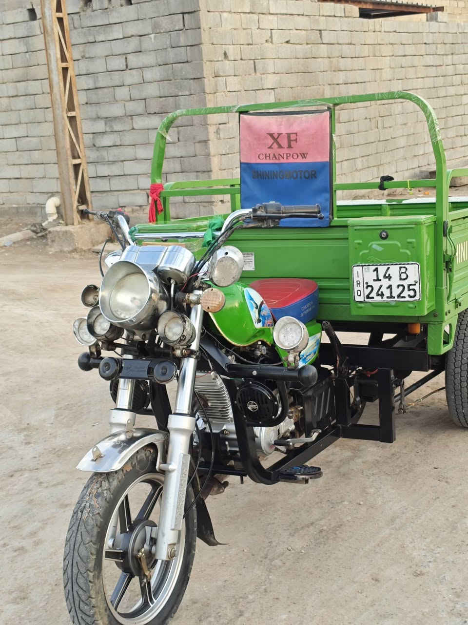 السلام عليكم ستوته للبيع 23 رقم بصره مكاني البصره قضاء المدينه والشراي ب خدمته  سعر خاص ملاحظه انا مكلف بالنشر هذا رقم الولد,***********
