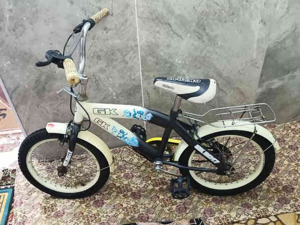 سلام عليكم باسكيل حجم 16 كلش نضيف مستخدم كلش غليل تايرات جديد بريكات سعره 30 الف مكاني كركوك واحد حزيران ***********
